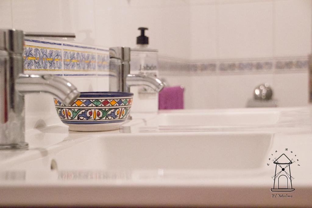 Koupelna v ubytování Finca El Molino