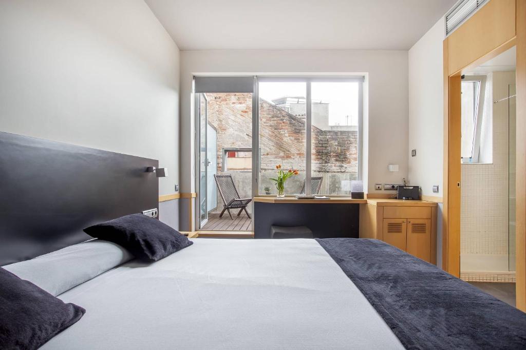 
Double or Twin Room with Terrace
