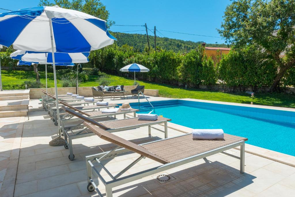 Bazén v ubytovaní Holiday Home Magud alebo v jeho blízkosti