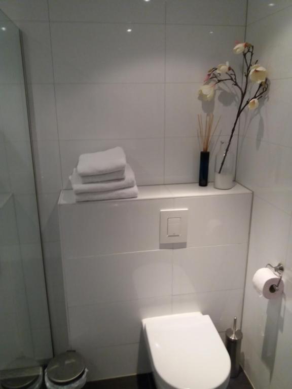 رزرو هتل، مسافرخانه ماربلز | 09197245267