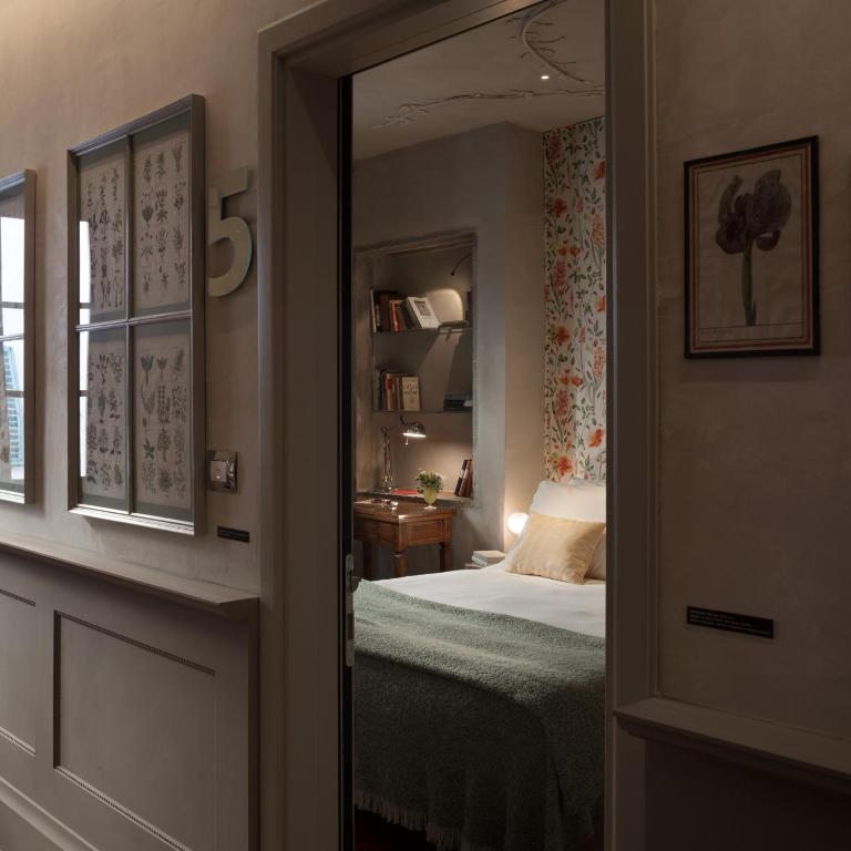 Ottantotto Firenze - Resim 3