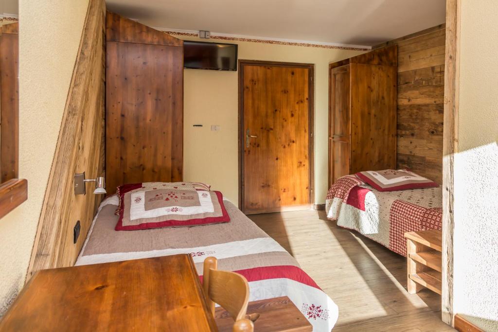 Hotel Sauze - Standard Double Or Twin Room