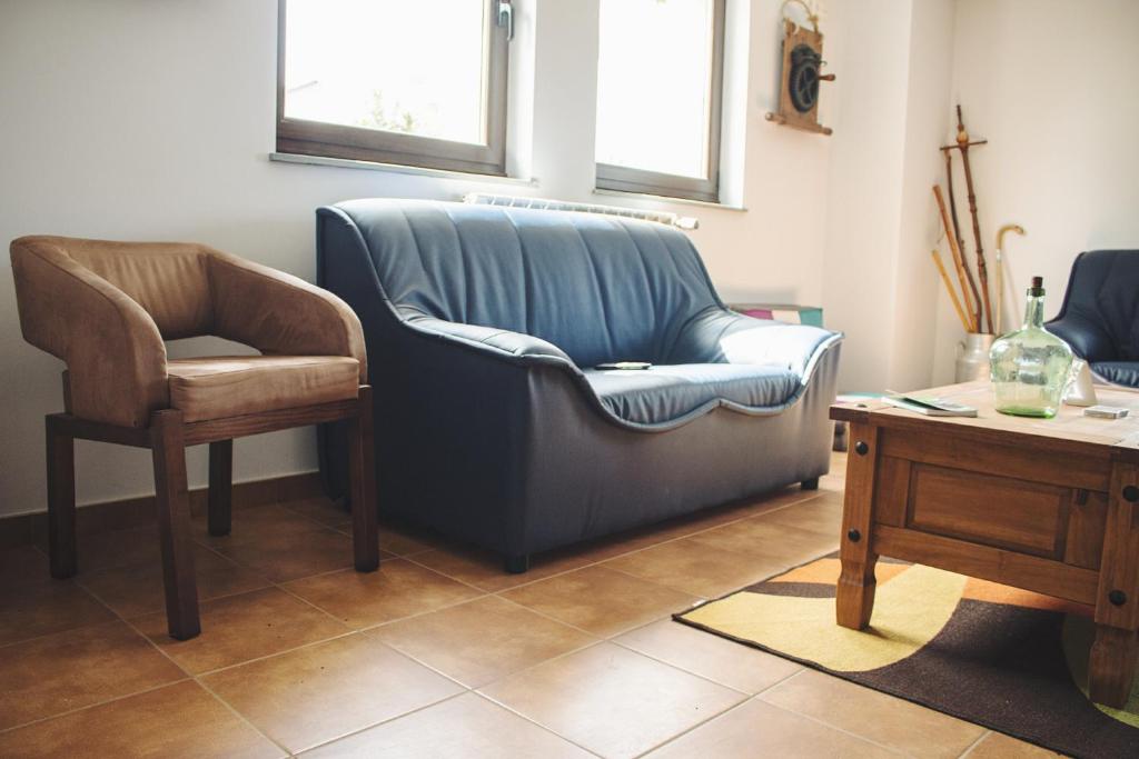 Posezení v ubytování Albergue Camino Norte