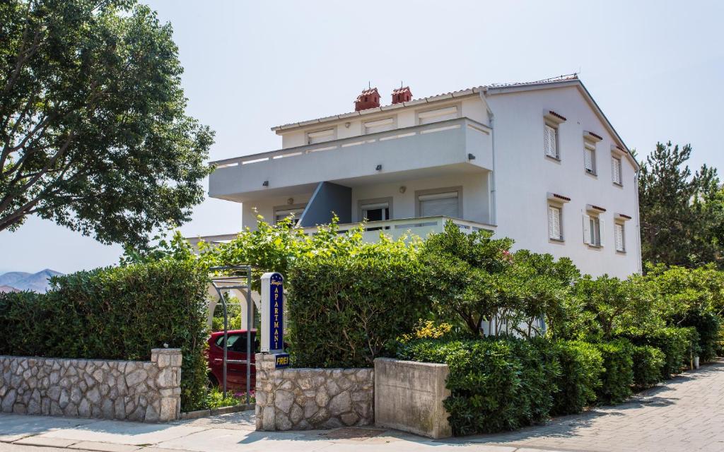 Budova, kde se apartmán nachází