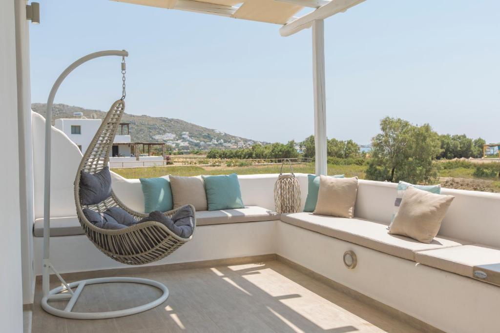 Posezení v ubytování Salinus Beachfront Private Pool Villas