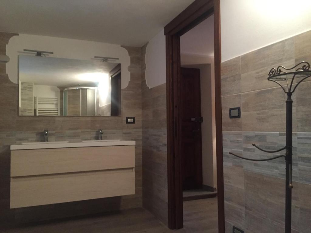 A bathroom at La Boule de Neige