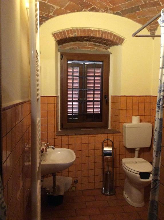 Łazienka w obiekcie B&B e Locazioni Turistiche Antico Borgo Toscano