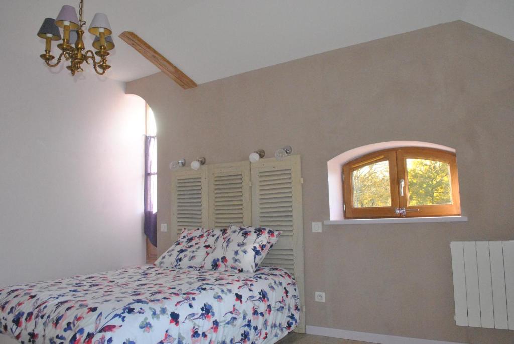 Domaine de la Poyat - Chambre Familiale Avec Douche