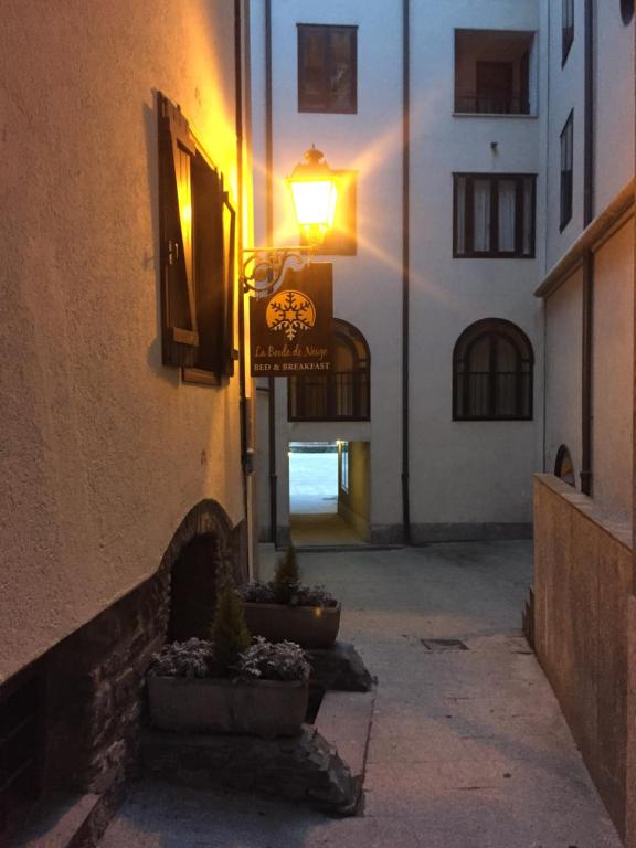The building in which a panziókat is located