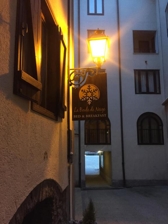 The building in which a panziókat is located