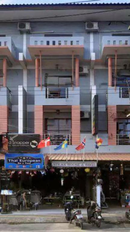 Baantonkhaokata Hotel - Resim 1