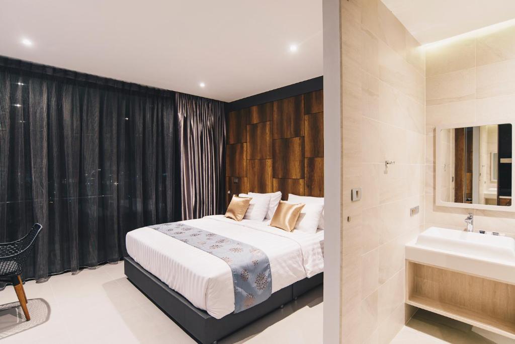 Searocco Phuket - Deluxe Room