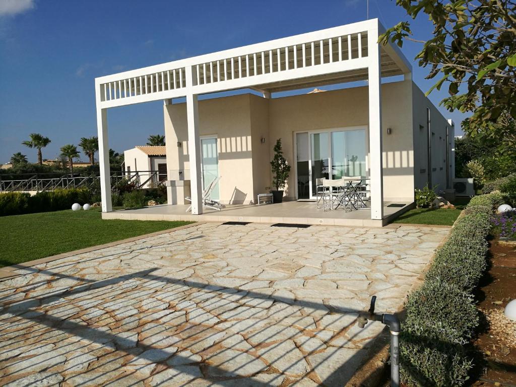 Φωτογραφία από το άλμπουμ του La scogliera σε Petrosino