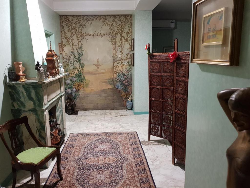 A seating area at B&B Cavaliere Milano