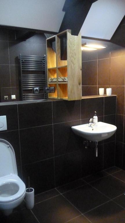 Kúpeľňa v ubytovaní Krakonošova Dílna "WOODHAUS"
