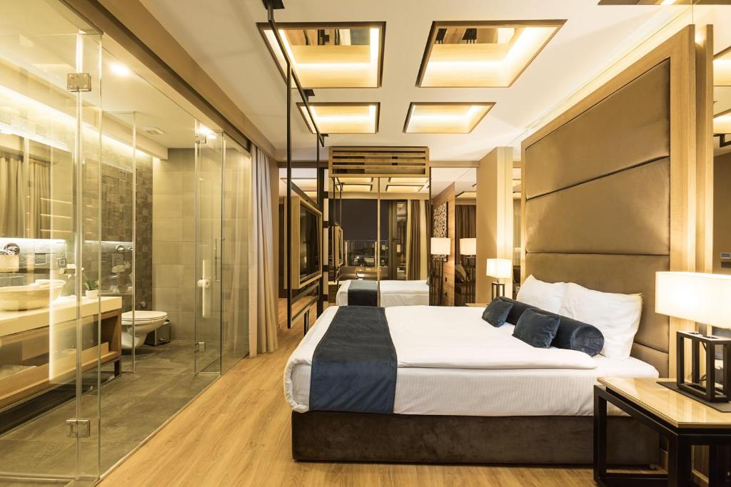 Eden Luxury Suites Terazije - 阳台行政套房