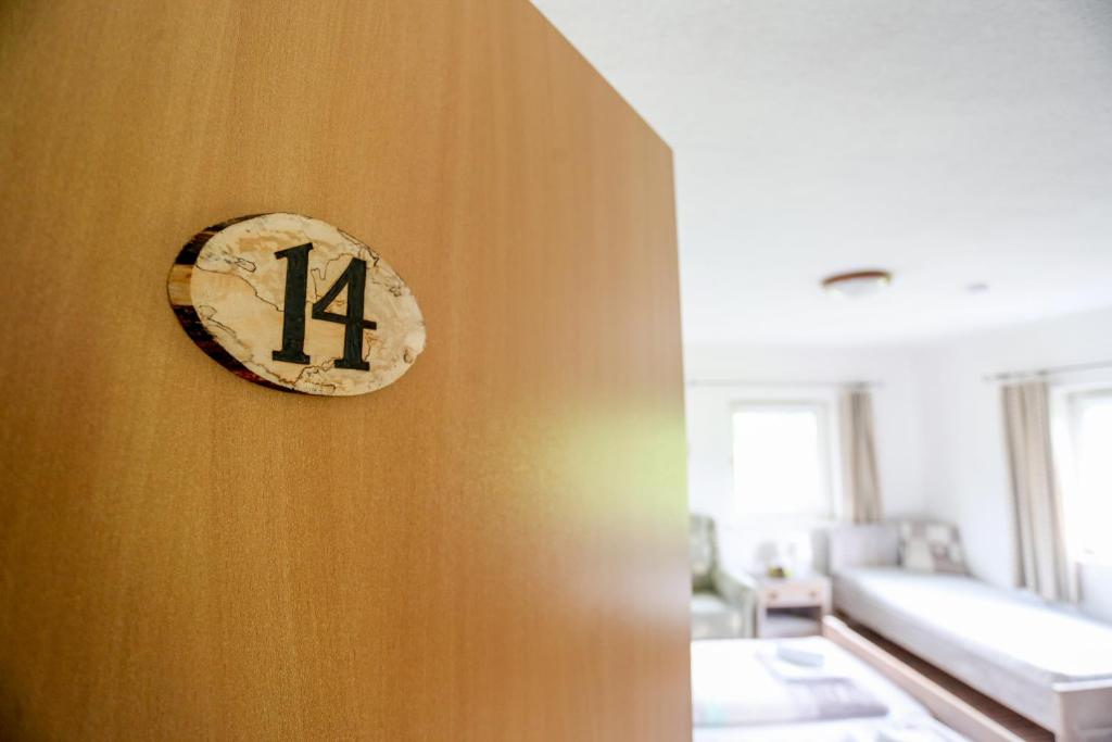 Postel nebo postele na pokoji v ubytování Pension Rauschberghof