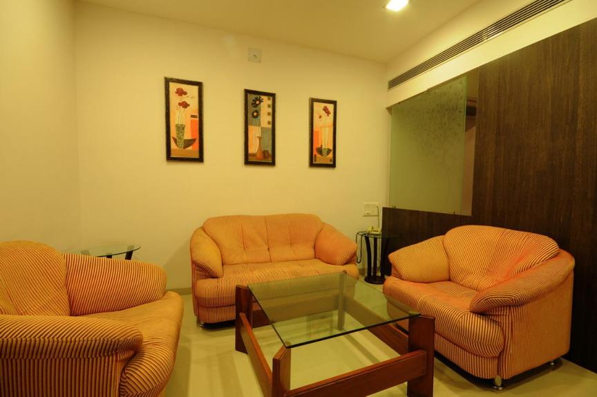 Posezení v ubytování Hotel Surabhi Regency