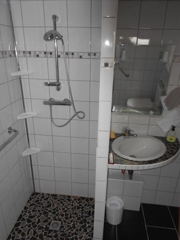 Ein Badezimmer in der Unterkunft Gite de Belle vue