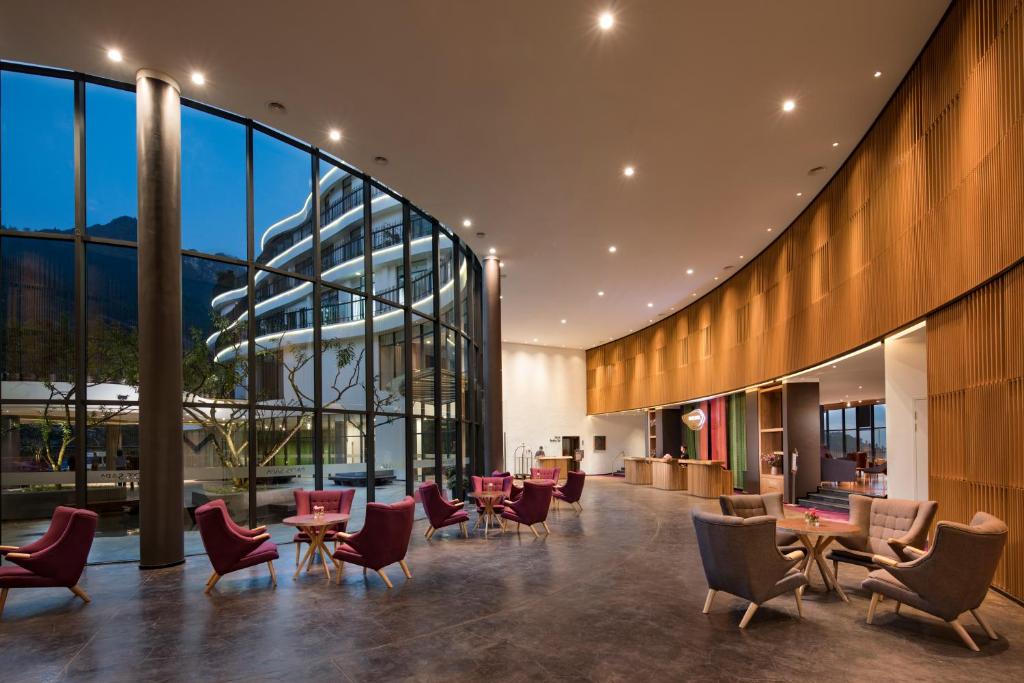 Khu vực ghế ngồi tại Pao's Sapa Leisure Hotel