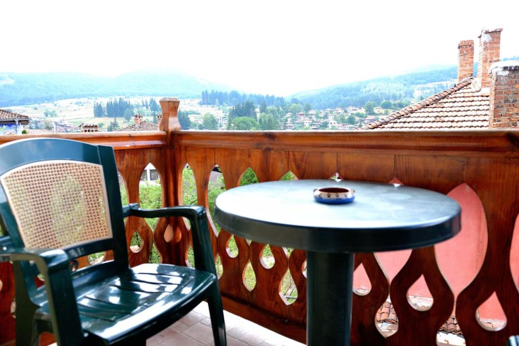 Balkón nebo terasa v ubytování Guest House Mavrudieva