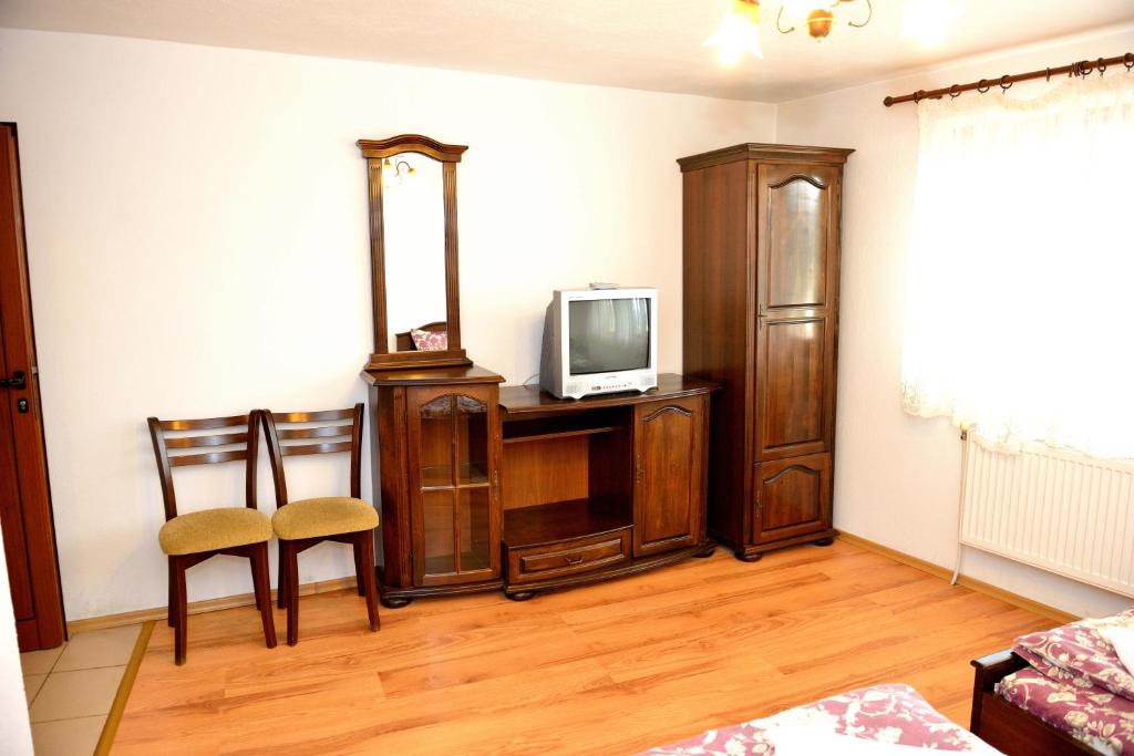 TV a/nebo společenská místnost v ubytování Guest House Mavrudieva