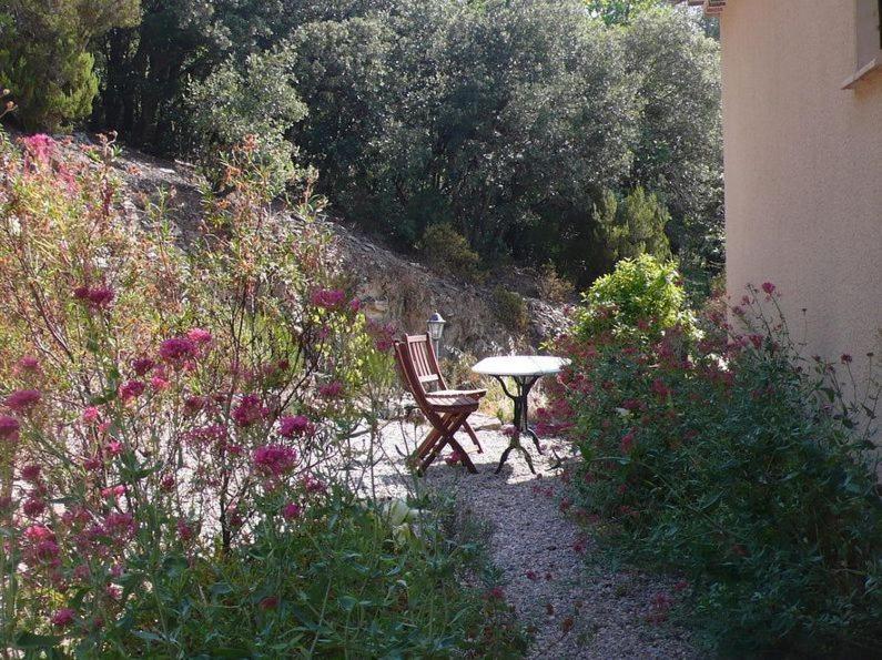 Zahrada ubytování Chambres d'Hôtes Le Cadran Solaire