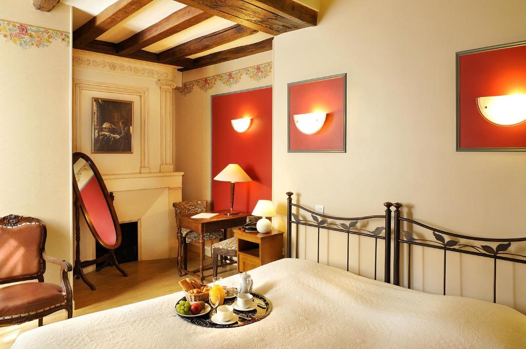 Logis Manoir De La Giraudière - Tweepersoonskamer