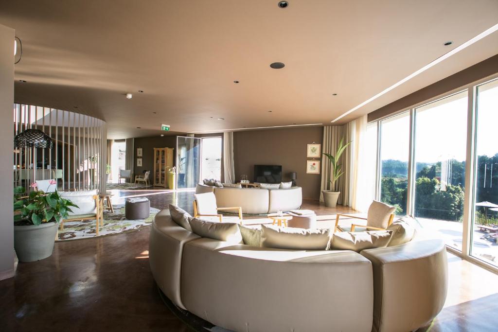 Uma área de estar em Vale d'Azenha Hotel Rural & Residences