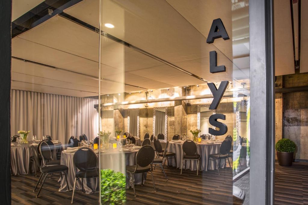 Hotel Zero 1 Montreal - Resim 21