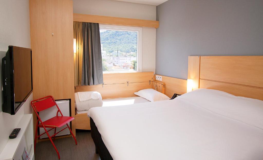 ibis Montenegro - Standaard Tweepersoonskamer Met Kinderbed