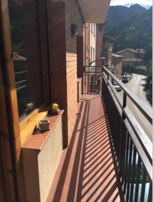 Balkón nebo terasa v ubytování Precioso apartamento con vistas montaña o rio