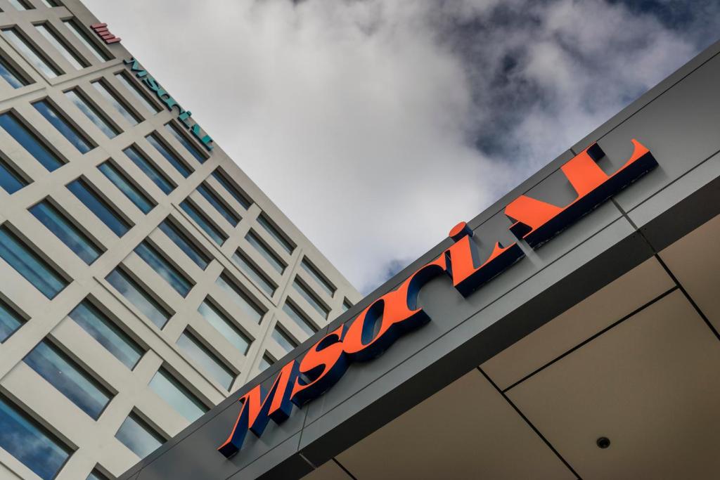 M Social Auckland - Resim 8