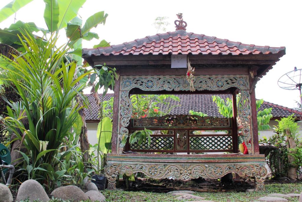 Ryanbagus Guest House - Bungalow