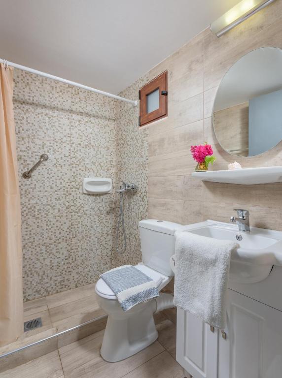 Erato Apartments - 11