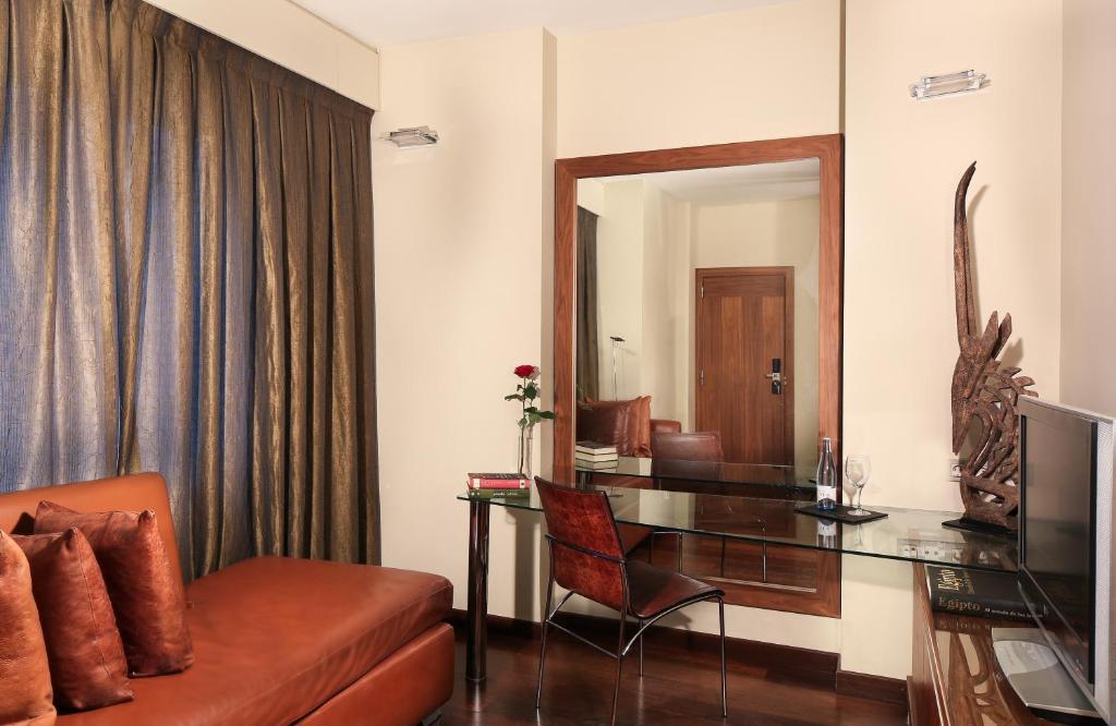 Hotel Gran Derby Suites, a Small Luxury Hotel of the World - Resim 25