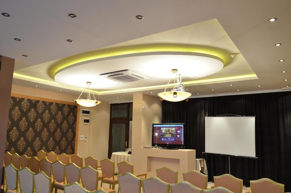 The Regent Club Hotel - Resim 6