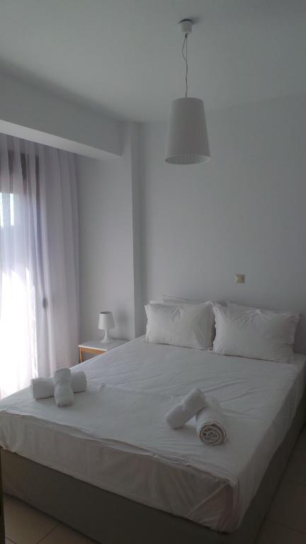 Niovi Boutique Apartments - 10