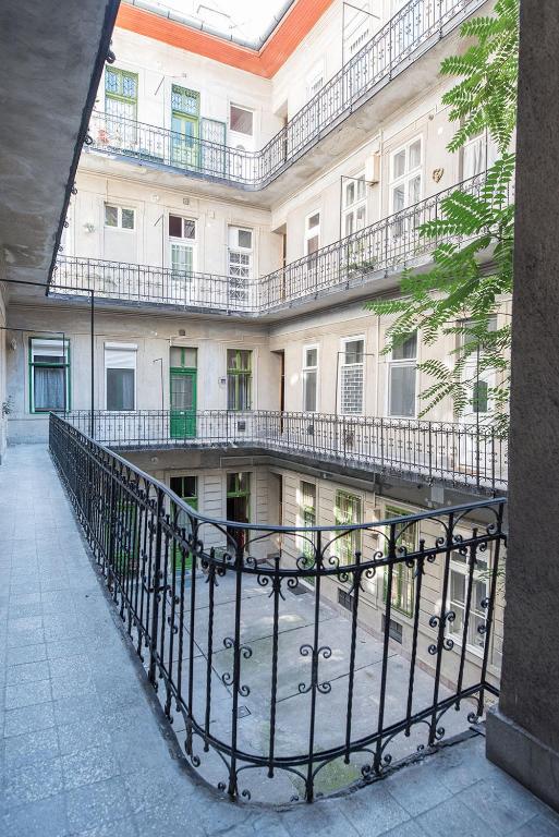 Budova, v ktorej sa apartmán nachádza