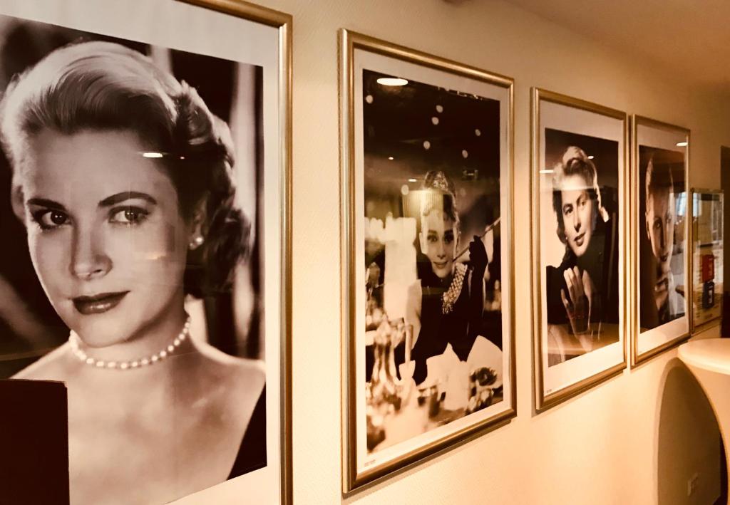 Hollywood Media Hotel am Kurfürstendamm - Resim 43