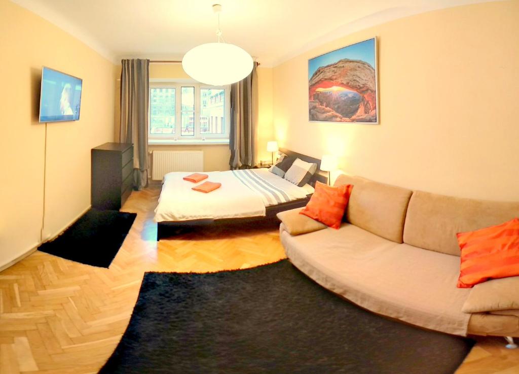 Fotografia z galérie ubytovania Studio Żelazna - Apartment near Old Town vo Varšave