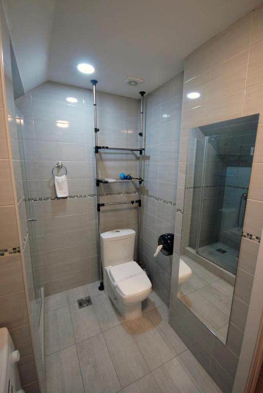 Franstal Apartments - One-Bedroom Apartment