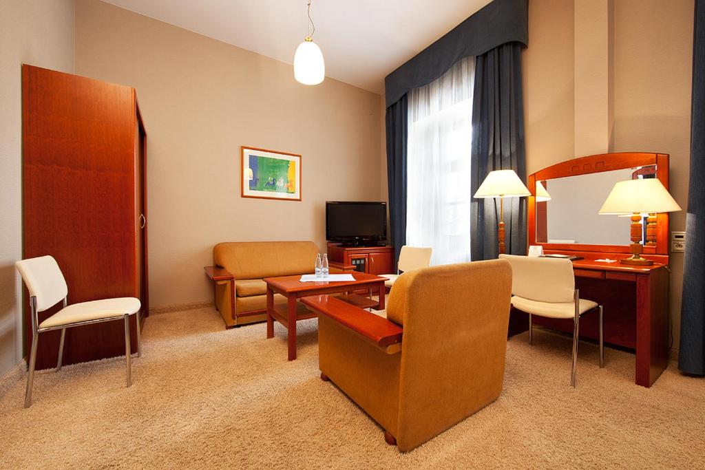 Blue Swan - Resim 15