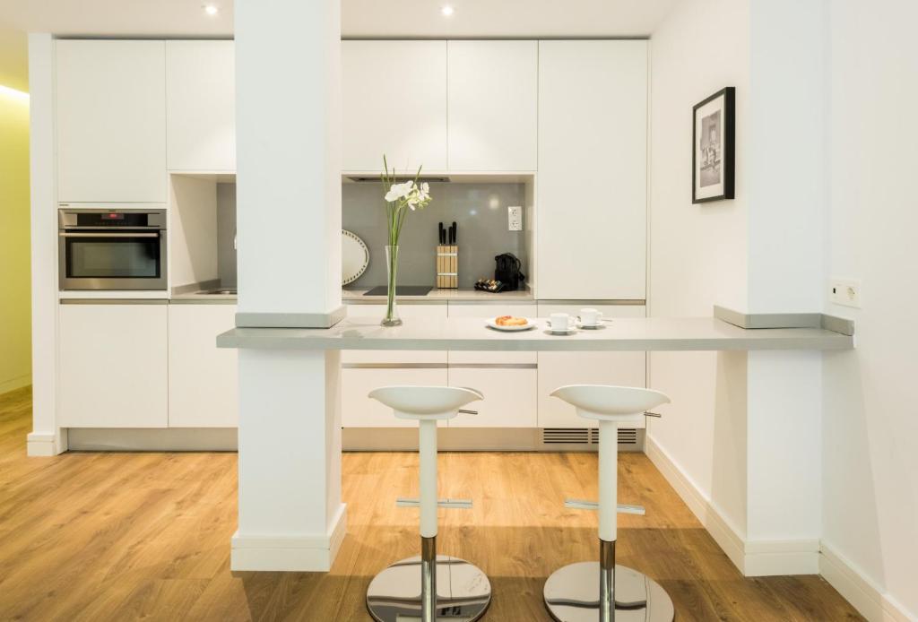 A kitchen or kitchenette at Atocha Museos - Barrio de las Letras