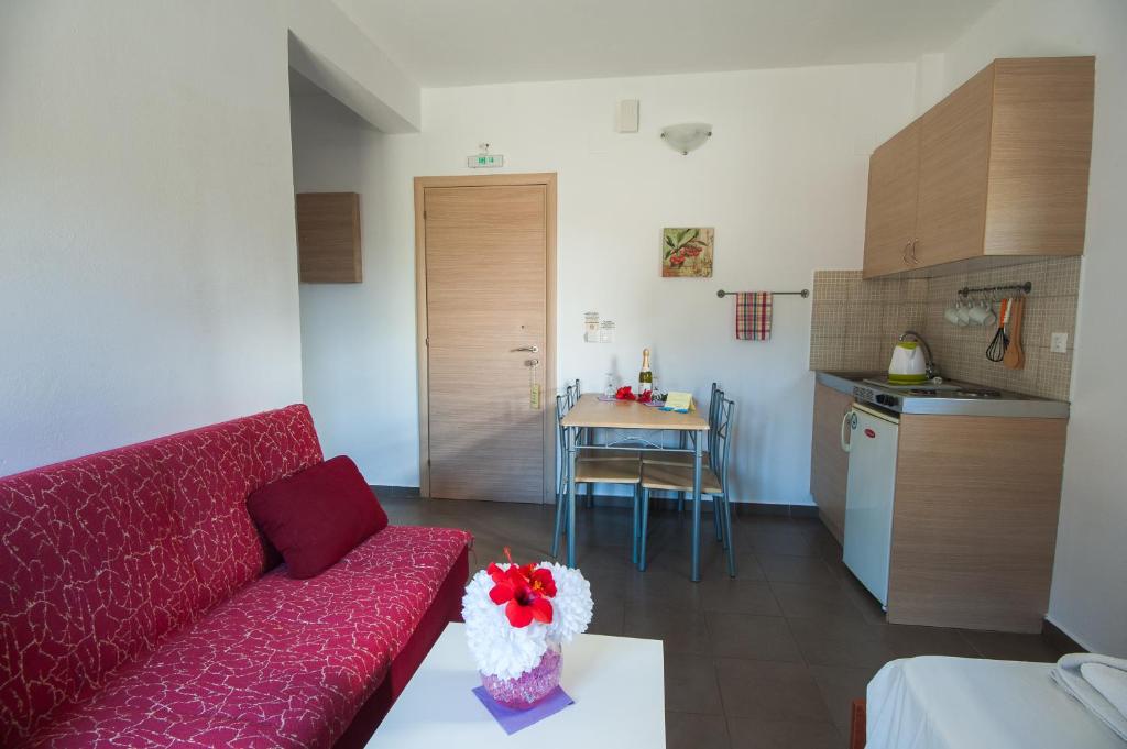 Elounda Sunrise Apartments - One-Bedroom Apartment - Ground Floor