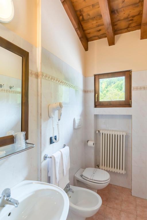Koupelna v ubytování Hotel Conca Verde