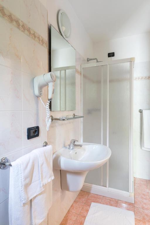 Koupelna v ubytování Hotel Conca Verde