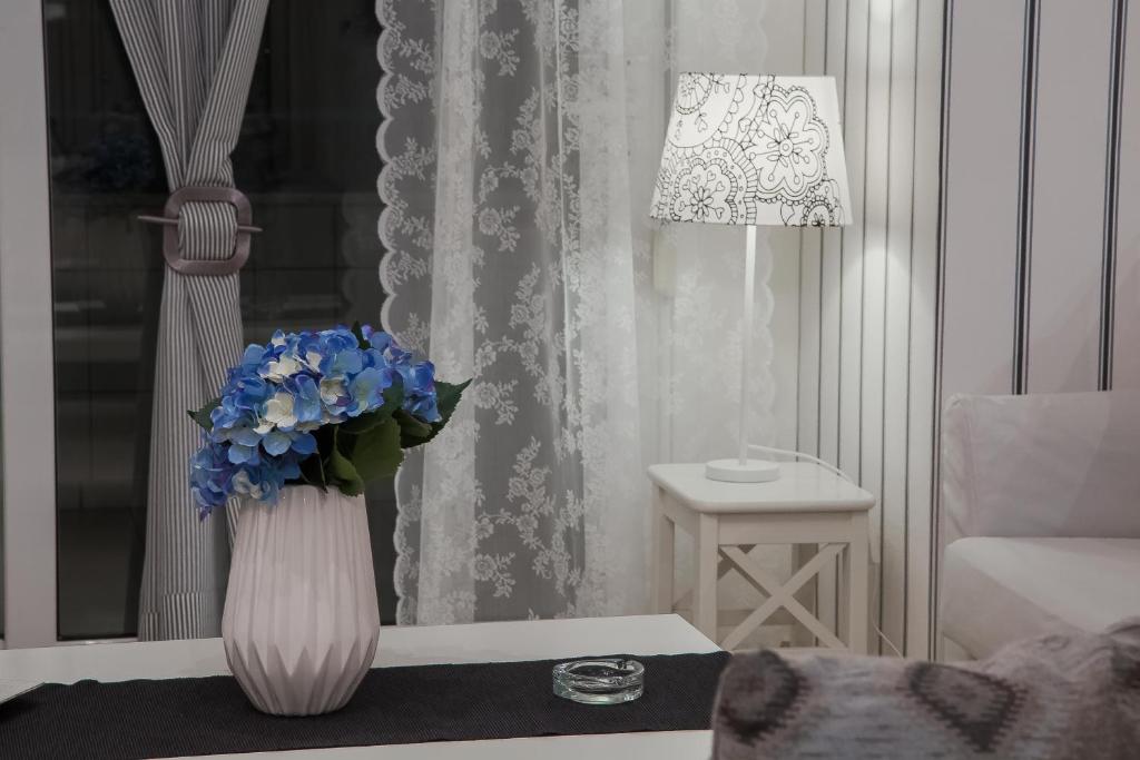 Luxury City Center Apartment - 5