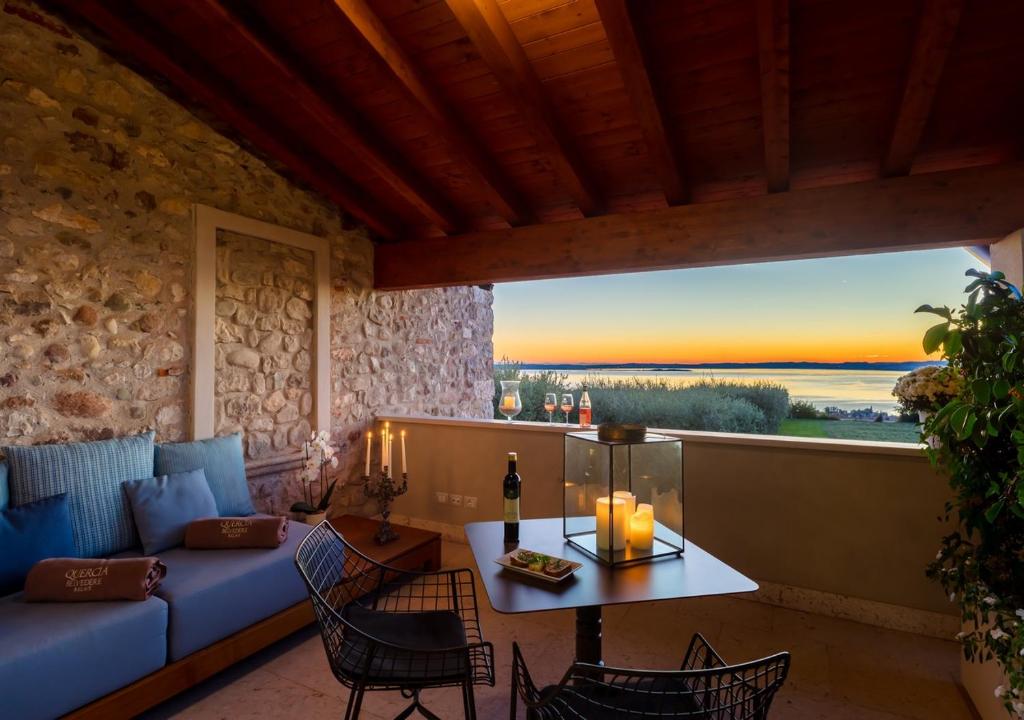 Posezení v ubytování Quercia Belvedere Relais