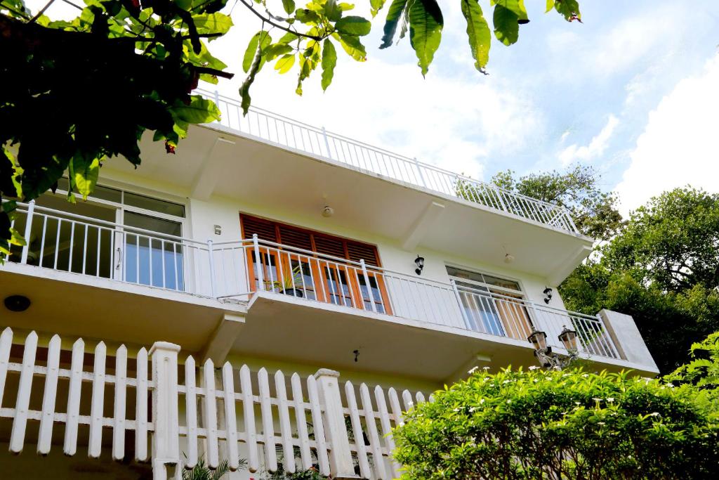 Balkón nebo terasa v ubytování Villa Serene